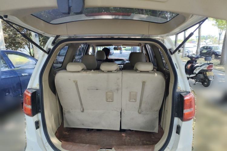 Used Baojun 730 2016 1.5L Manual Comfort Version 7 Seats China V Emission Standard Trunk