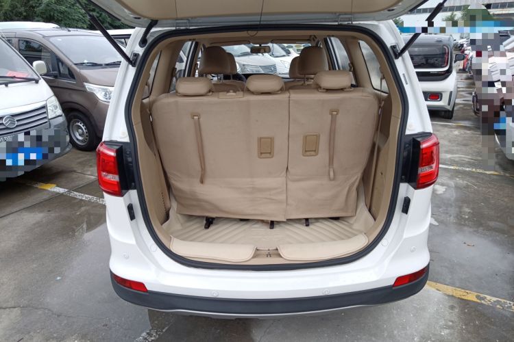 Used Baojun 730 2016 1.8L iAMT Comfort Version 7 Seats Trunk