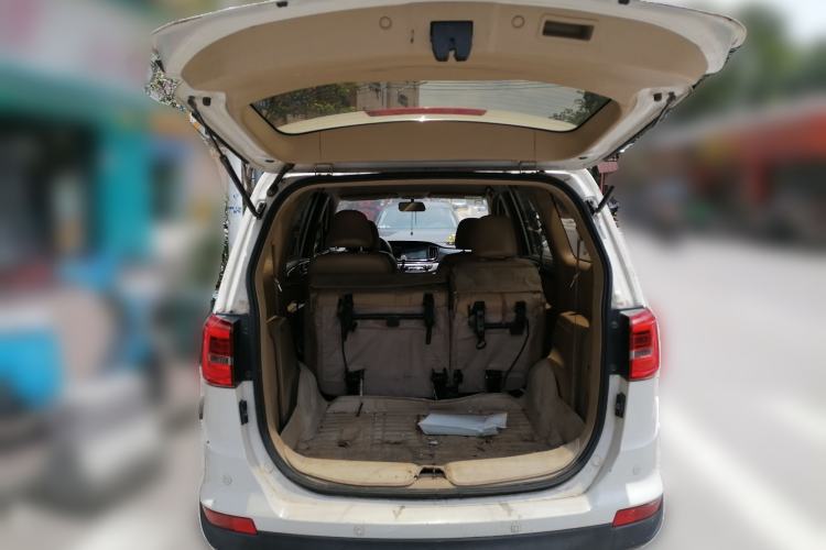 Used Baojun 730 2016 1.5L Manual Comfort Version 7 Seats China V Emission Standard Trunk
