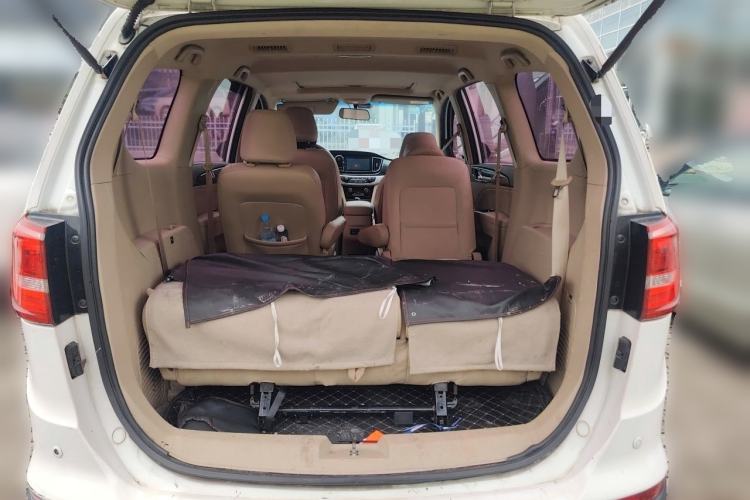 Used Baojun 730 2016 1.8L Manual Luxury Edition 7 Seats Trunk
