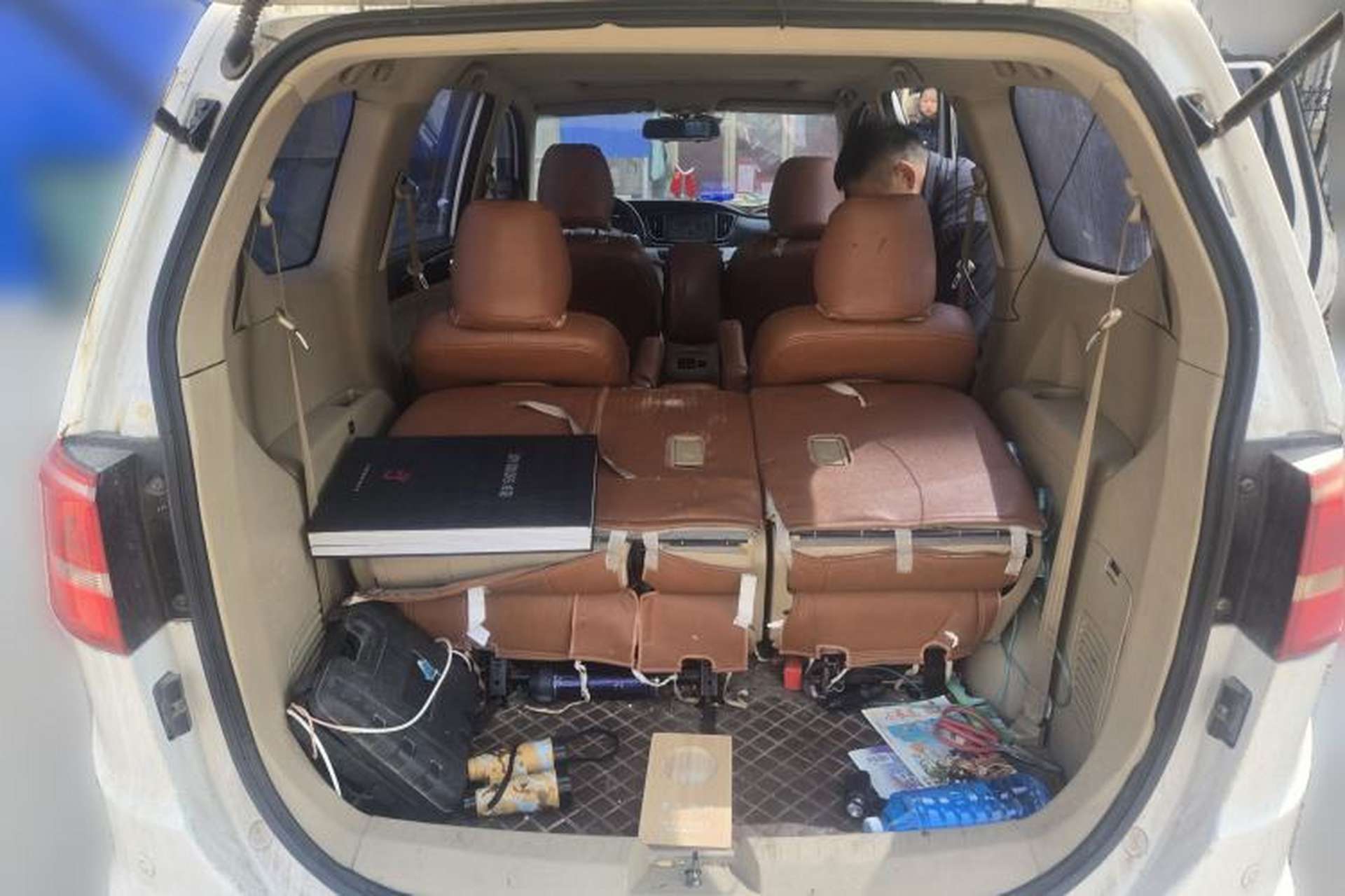 Used Baojun 730 2016 1.5T Manual Luxury Edition 7 Seats Trunk