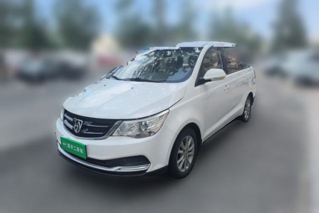 Baojun 730 2016 Revised 1.5L Manual Standard Version 7 Seats China V Emission Standard usado