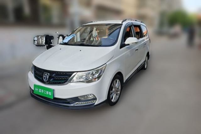 Ojetý Baojun 730 2016 1.5L Manual Comfort Version 7 Seats China V Emission Standard
