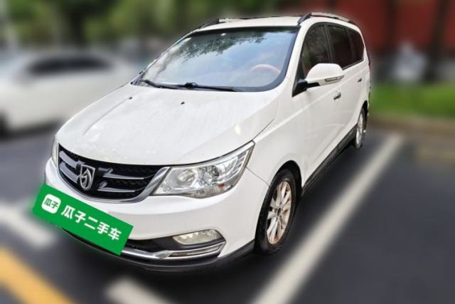 Used Baojun 730 2016 1.5T Manual Comfort Version 7 Seats