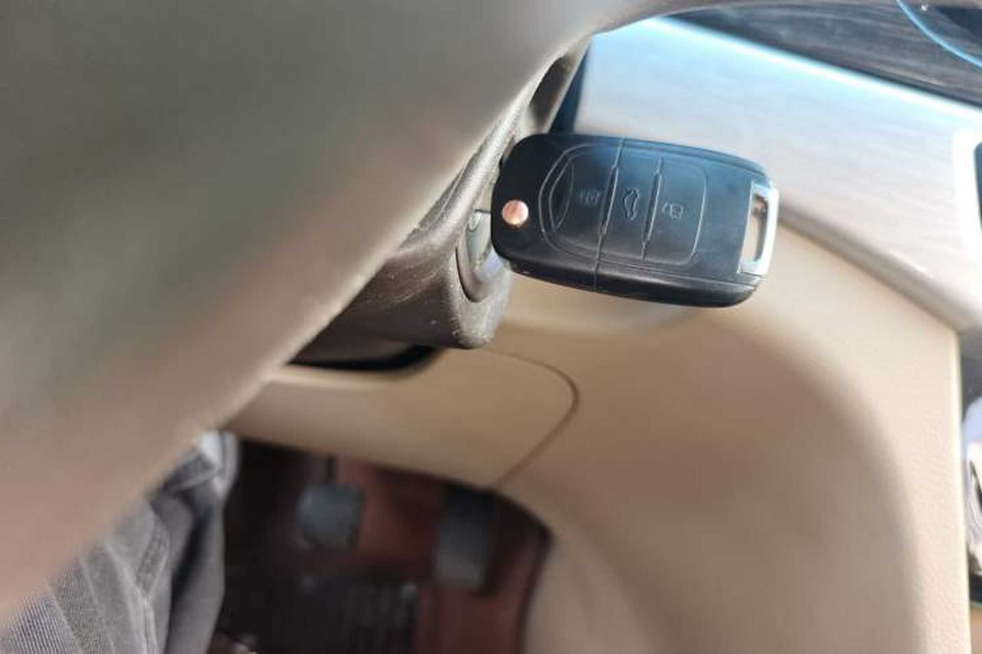 Used Baojun 730 2016 1.5L Manual Comfort Version 7 Seats China V Emission Standard Vehicle Key