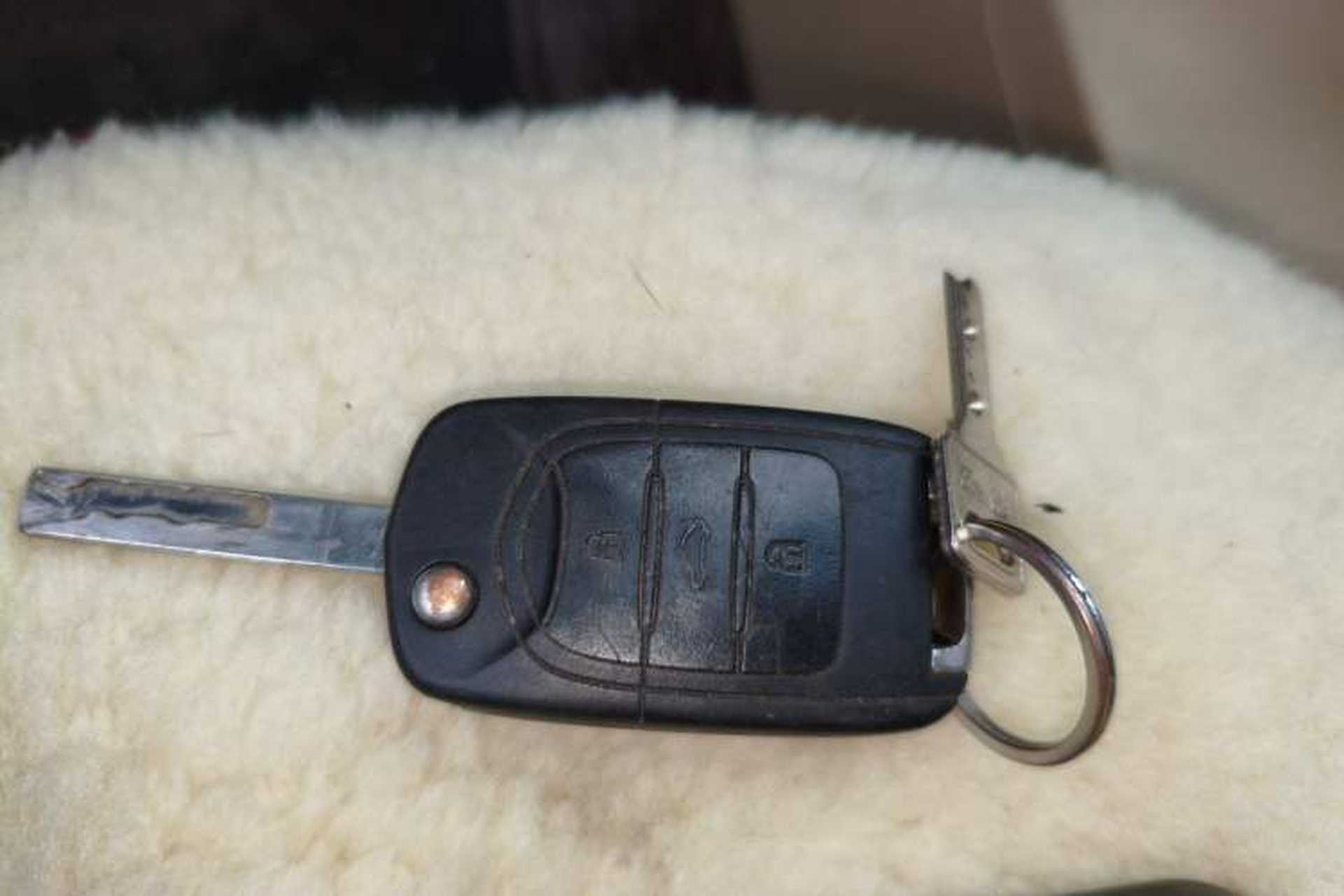 Used Baojun 730 2016 1.8L iAMT Luxury Model 7 Seats Vehicle Key