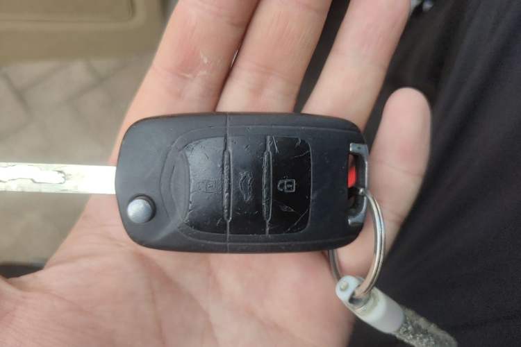 Used Baojun 730 2016 1.5L Manual Standard Version 7 Seats Vehicle Key
