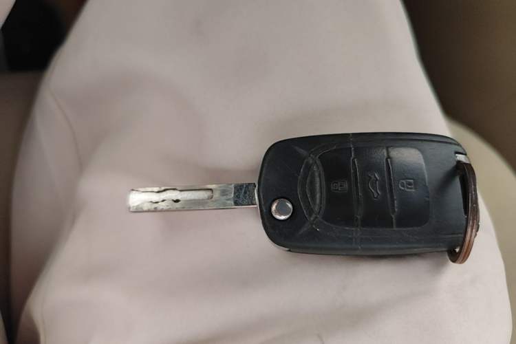 Used Baojun 730 2016 1.5L Manual Value Edition 7 Seats China V Emission Standard Vehicle Key