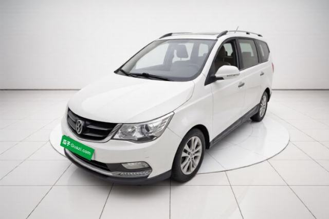 Baojun 730 2016 1.5T Manual Luxury Edition 7 Seats d’occasion