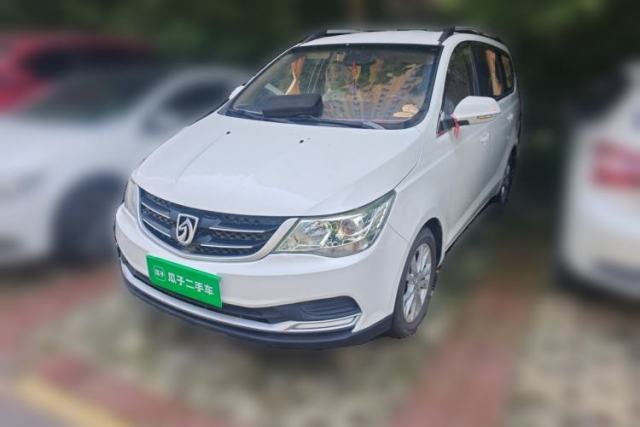 Used Baojun 730 2016 Revised 1.5L Manual Standard Version 7 Seats China V Emission Standard