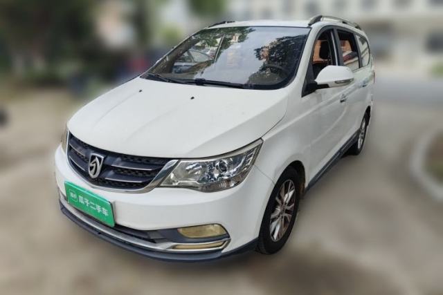 Used Baojun 730 2016 1.5T Manual Comfort Version 7 Seats