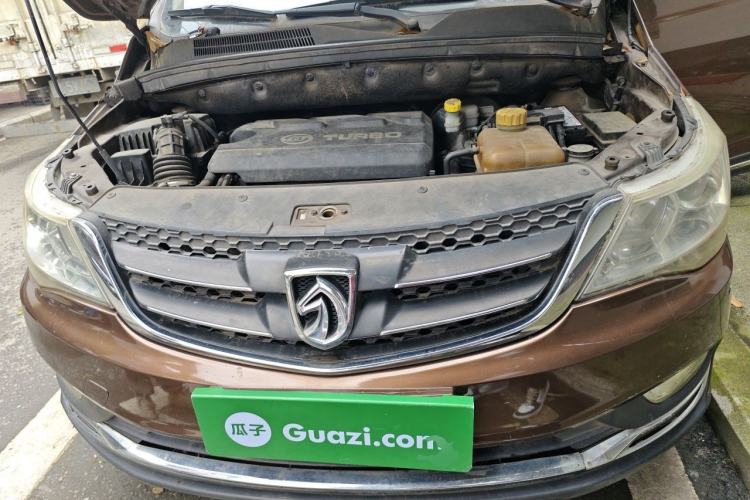 Used Baojun 730 2016 1.5T Manual Luxury Edition 7 Seats Engine Bay