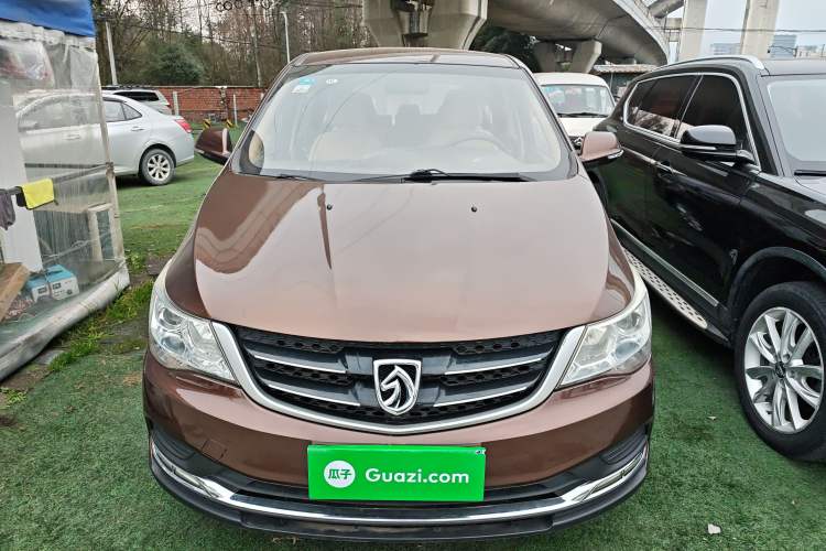 Used Baojun 730 2016 Revised 1.5L Manual Standard Version 7 Seats China V Emission Standard Front