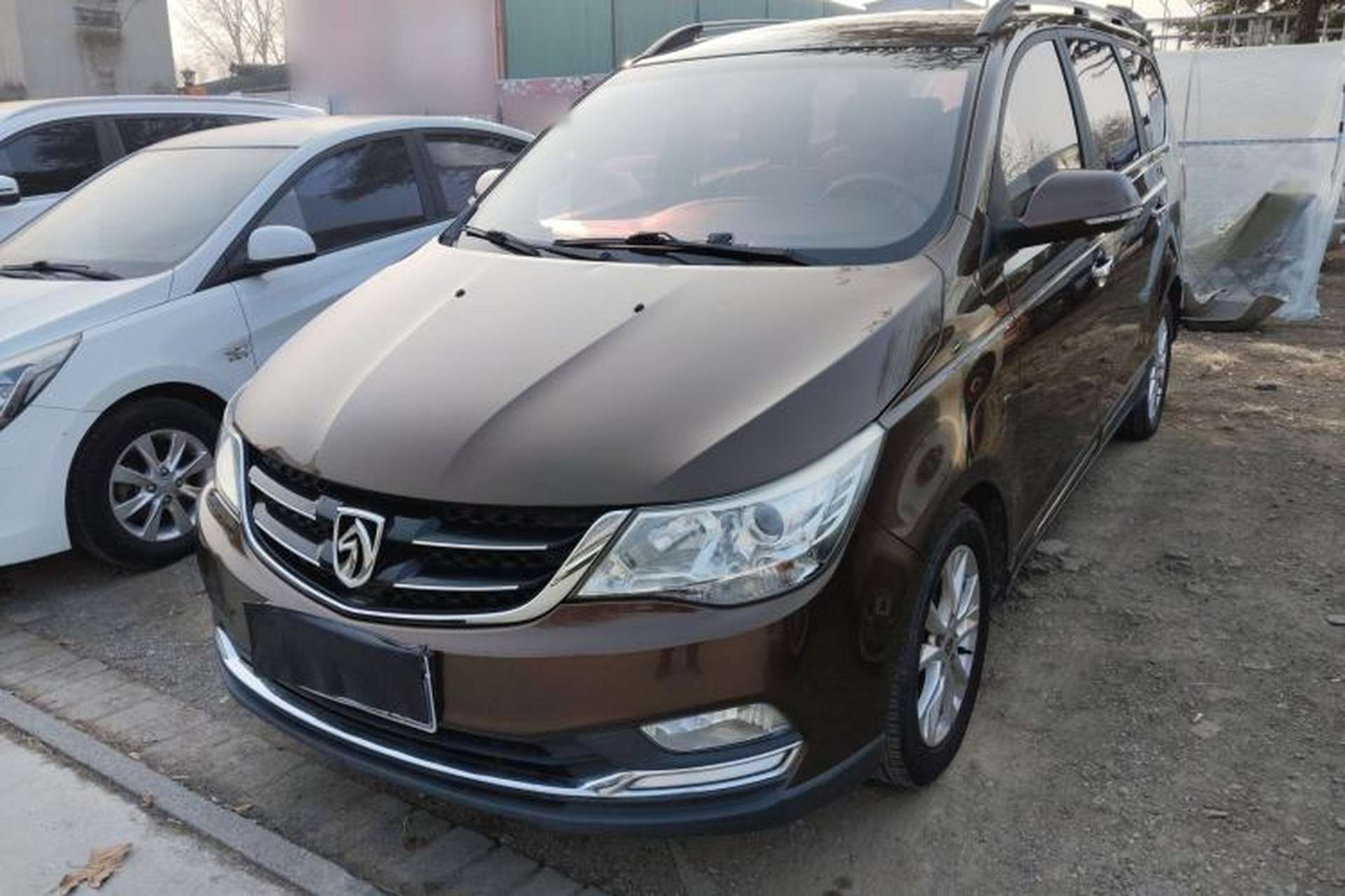 Used Baojun 730 2016 1.5L Manual Comfort Version 7 Seats China V Emission Standard Front Left 45 Deg