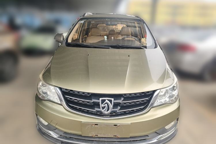 Used Baojun 730 2016 1.5T Manual Luxury Edition 7 Seats Front