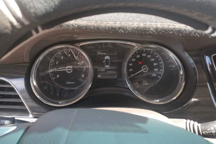 Used Baojun 730 2016 1.5T Manual Standard Version 7 Seats Instrument Cluster