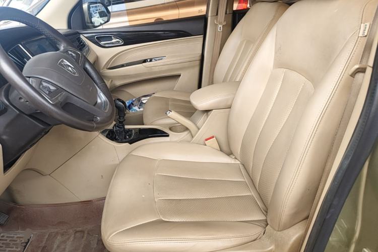 Used Baojun 730 2016 1.5T Manual Luxury Edition 7 Seats Left Front Seat
