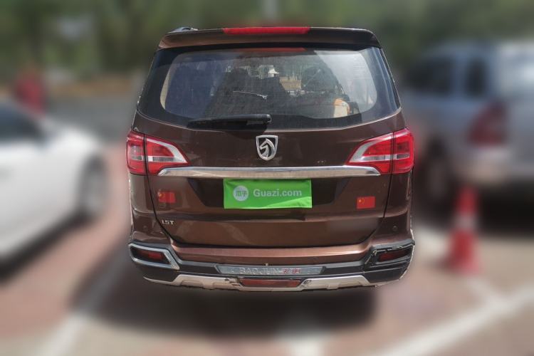 Used Baojun 730 2016 1.5T Manual Standard Version 7 Seats Rear