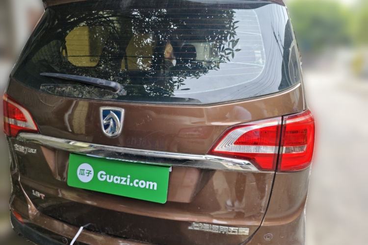 Used Baojun 730 2016 1.5T Manual Luxury Edition 7 Seats Rear
