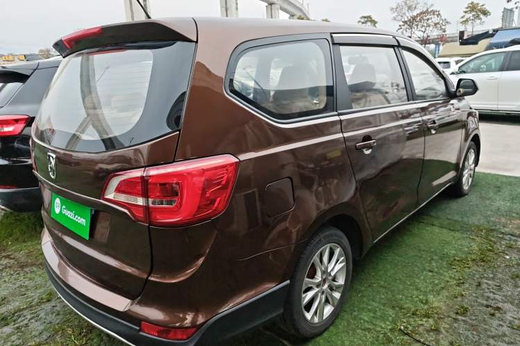 Used Baojun 730 2016 Revised 1.5L Manual Standard Version 7 Seats China V Emission Standard Rear Right 45 Deg