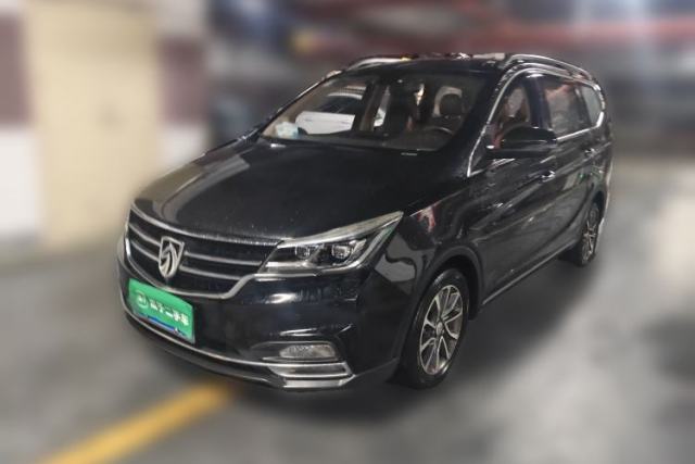 Used Baojun 730 2017 1.5T Manual Prestige Version 7 Seats