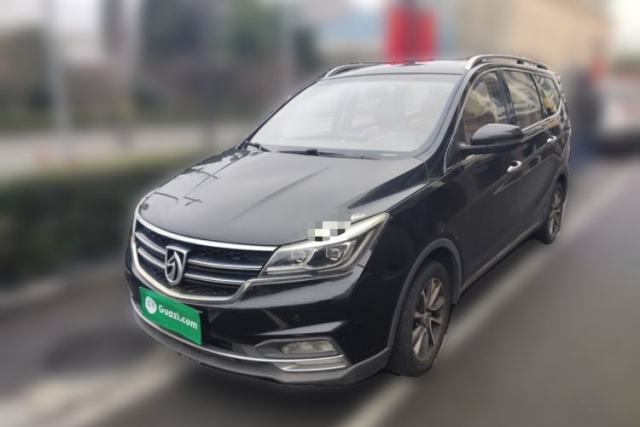Used Baojun 730 2017 1.8L iAMT Luxury Version 7-Seater