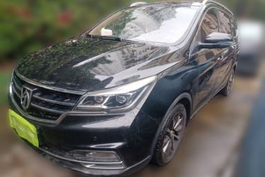 Used Baojun 730 2017 1.5T Manual Prestige Version 7 Seats