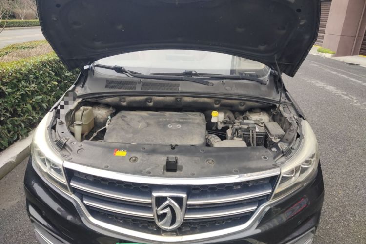 Used Baojun 730 2017 1.8L iAMT Luxury Version 7-Seater Engine Bay