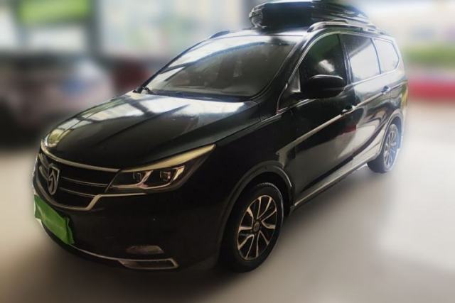 Used Baojun 730 2017 1.5T Manual Prestige Version 7 Seats