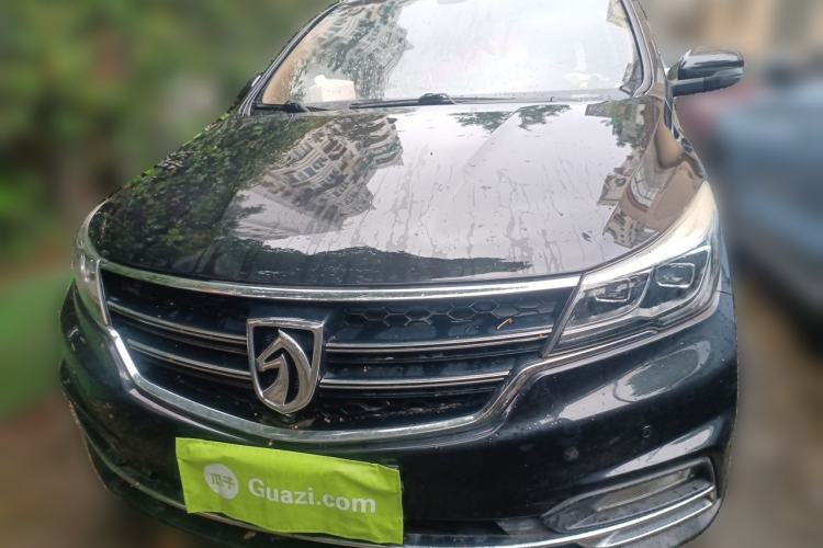 Used Baojun 730 2017 1.5T Manual Prestige Version 7 Seats Front