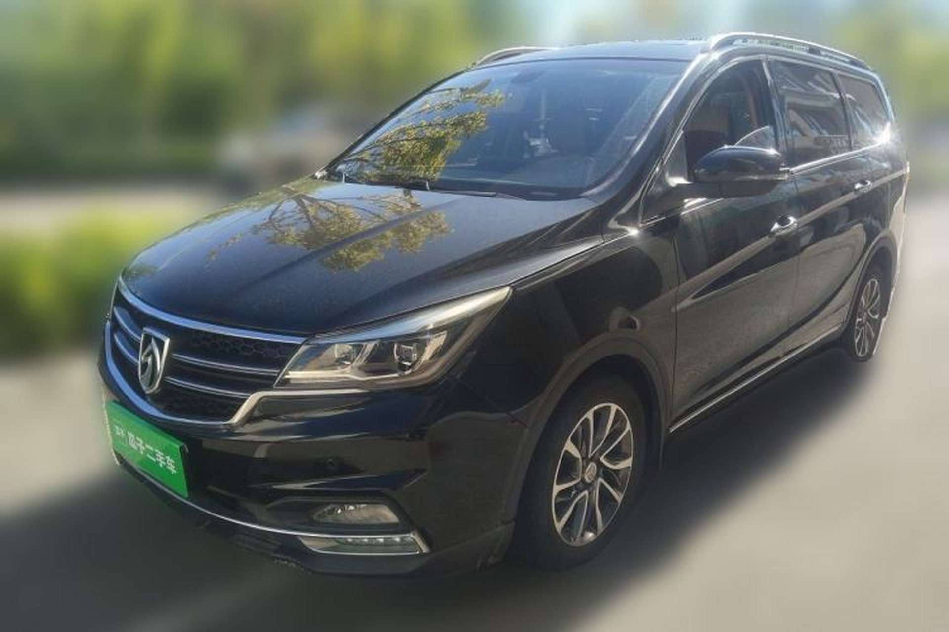 Used Baojun 730 2017 1.5T Manual Prestige Version 7 Seats Front Left 45 Deg