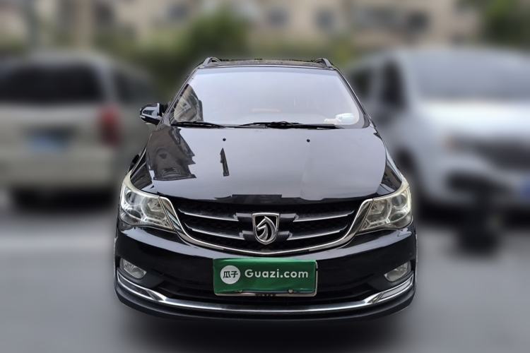 Used Baojun 730 2017 1.5T Manual Fashion Version 7 Seats China V Emission Standard Front