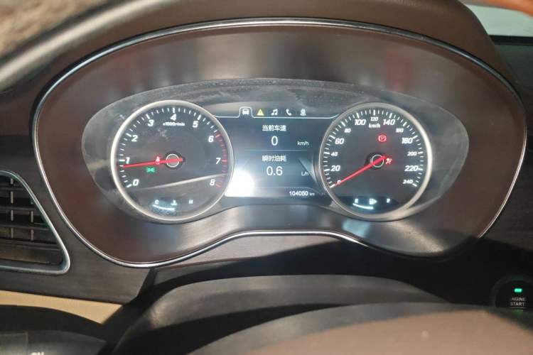 Used Baojun 730 2017 1.5T Manual Prestige Version 7 Seats Instrument Cluster