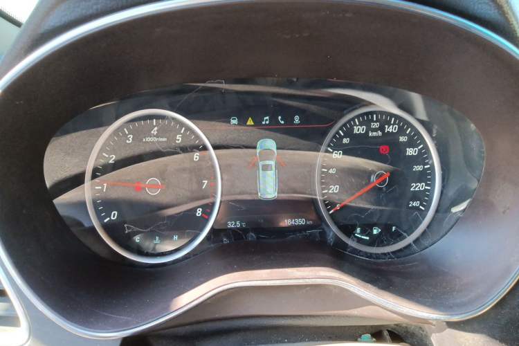 Used Baojun 730 2017 1.5T Manual Prestige Version 7 Seats Instrument Cluster