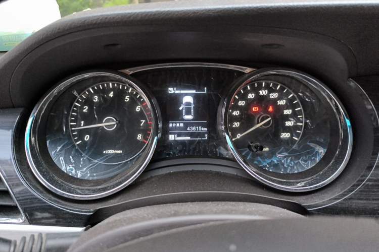 Used Baojun 730 2017 1.5T Manual Fashion Version 7 Seats China V Emission Standard Instrument Cluster
