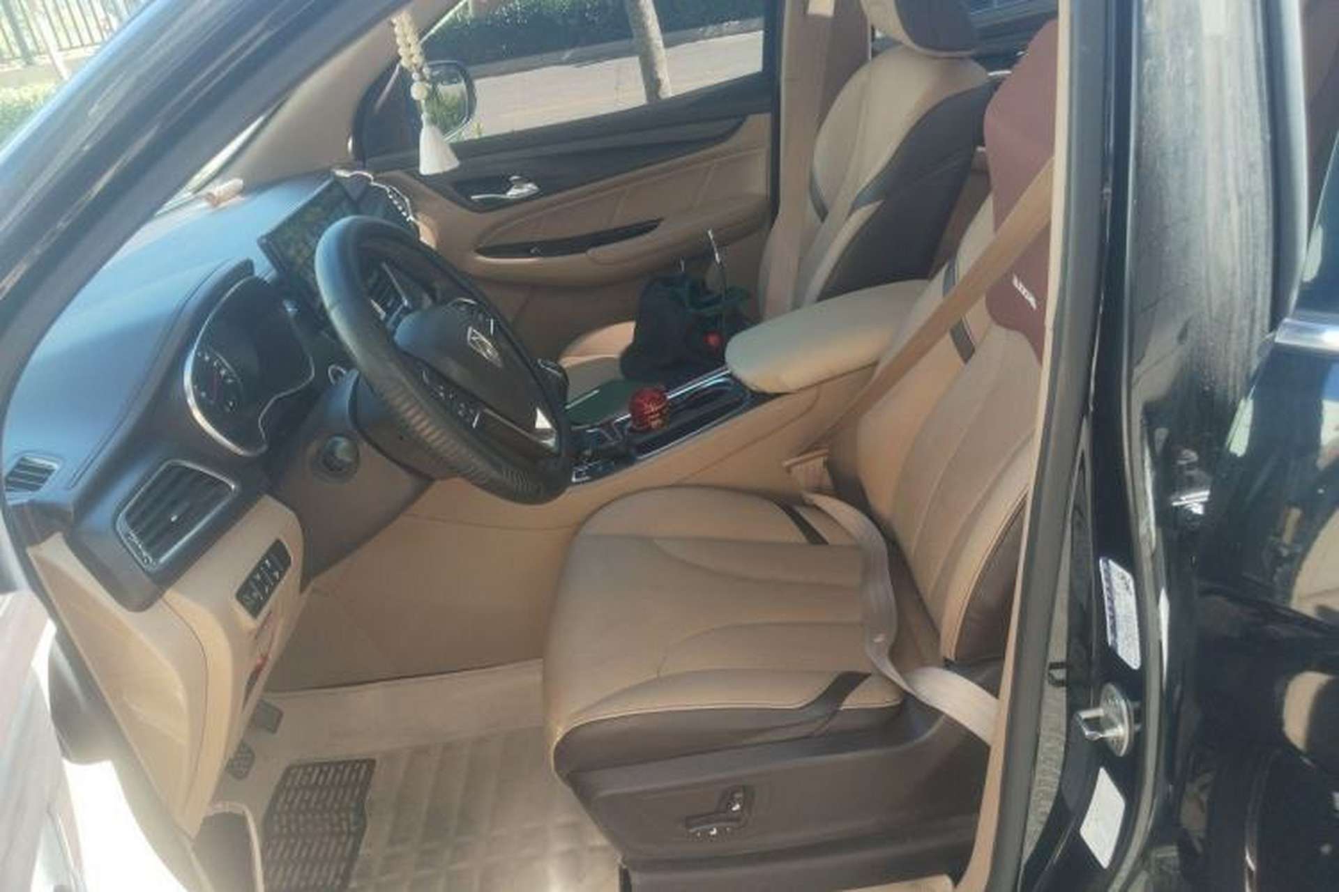Used Baojun 730 2017 1.5T Manual Prestige Version 7 Seats Left Front Seat