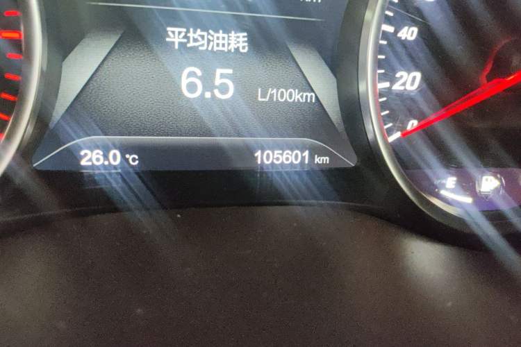 Used Baojun 730 2017 1.5T Manual Prestige Version 7 Seats Odometer Close Up