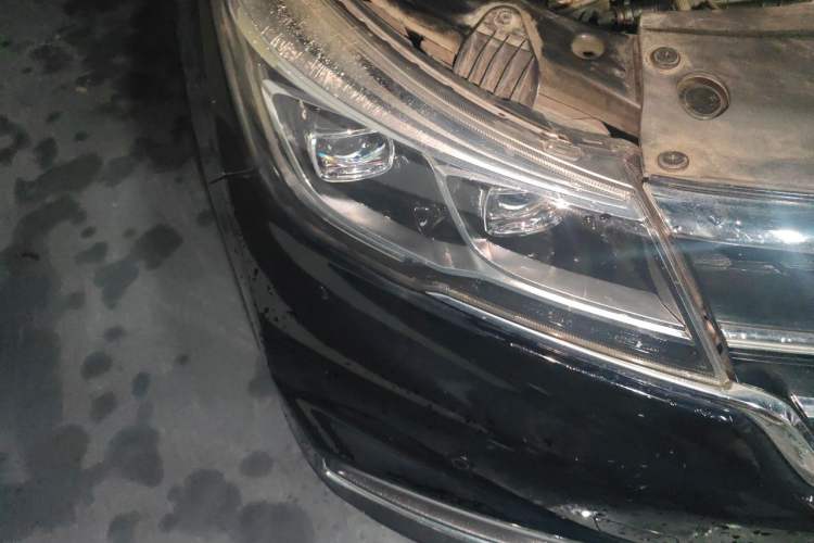 Used Baojun 730 2017 1.5T Manual Prestige Version 7 Seats Right Front Headlight