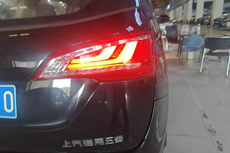 Used Baojun 730 2017 1.5T Manual Luxury Version 7 Seats Right Rear Taillight