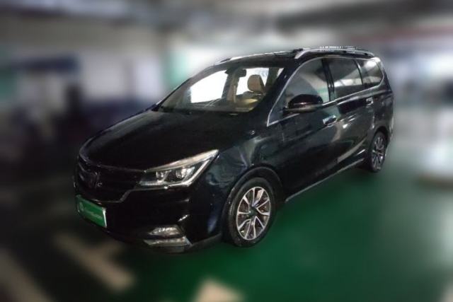 Used Baojun 730 2017 1.5T Manual Prestige Version 7 Seats