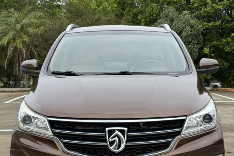 Used Baojun 730 2017 1.5T Manual Fashion Version 7 Seats China V Emission Standard Exterior 6