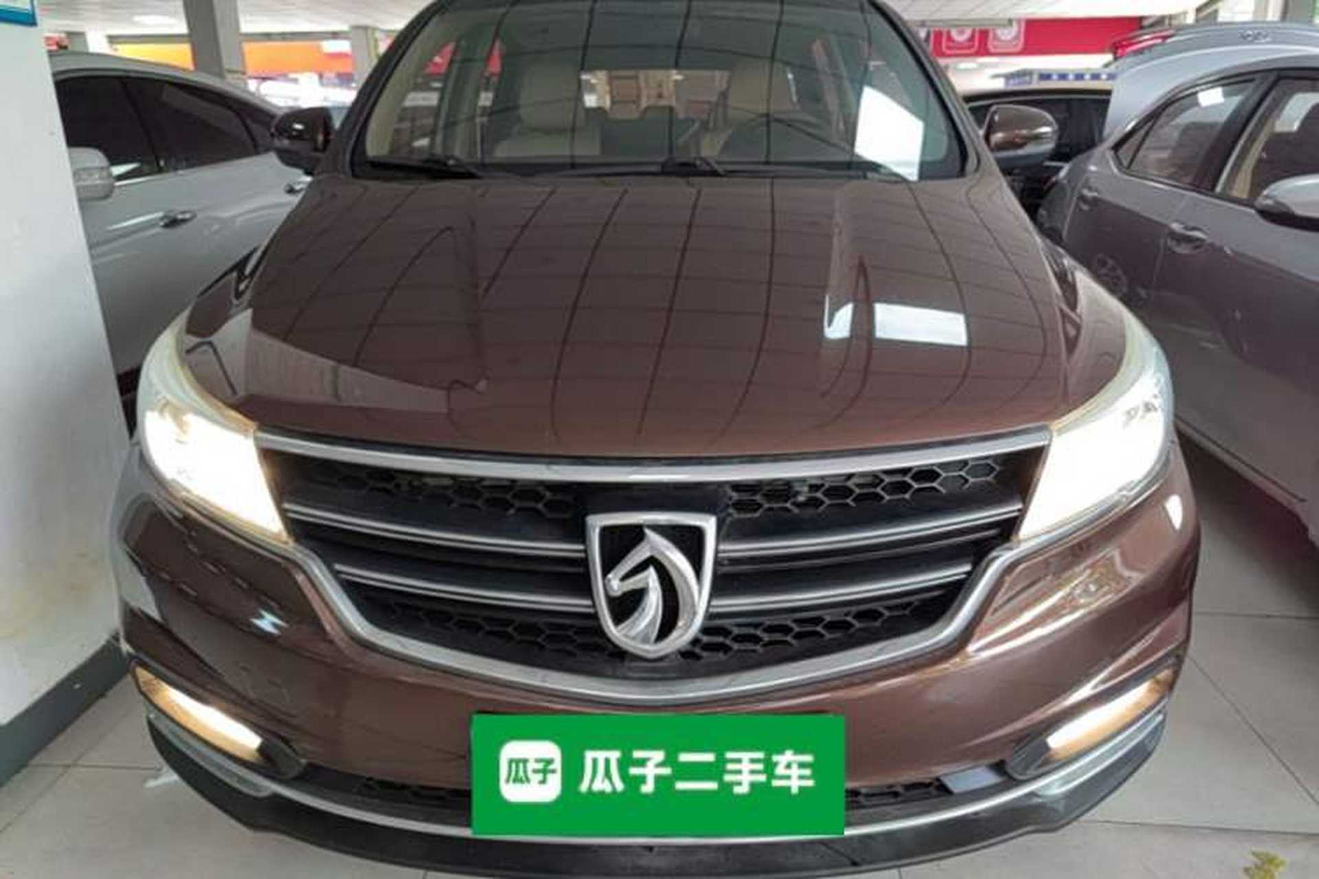 Used Baojun 730 2017 1.5T Manual Fashion Version 7 Seats China V Emission Standard Front