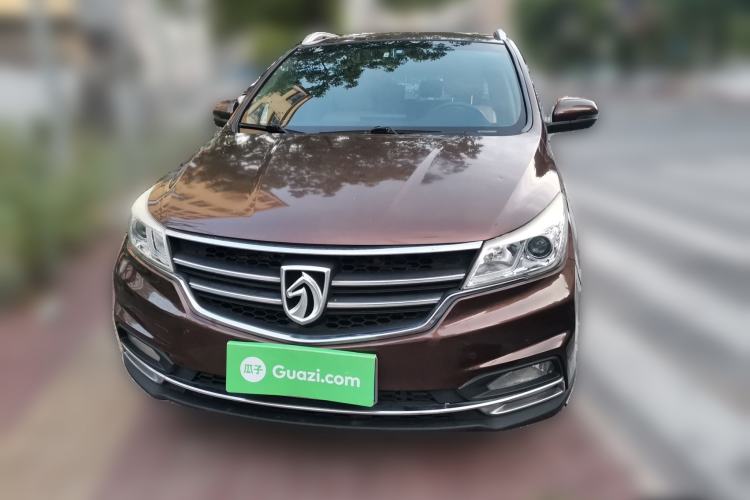 Used Baojun 730 2017 1.5T Manual Fashion Version 7 Seats China V Emission Standard Front