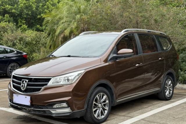 Ojetý Baojun 730 2017 1.5T Manual Fashion Version 7 Seats China V Emission Standard