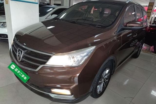 Used Baojun 730 2017 1.5T Manual Fashion Version 7 Seats China V Emission Standard