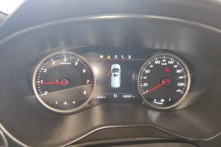Used Baojun 730 2017 1.8L iAMT Prestige Version 7 Seats Instrument Cluster