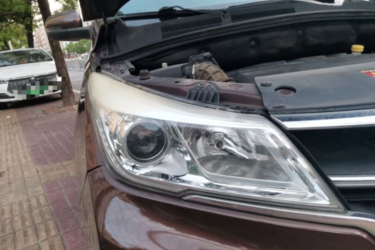 Used Baojun 730 2017 1.5T Manual Fashion Version 7 Seats China V Emission Standard Right Front Headlight