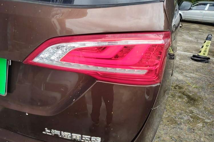 Used Baojun 730 2017 1.5T DCT Flagship Model 7 Seats China V Emission Standard Right Rear Taillight