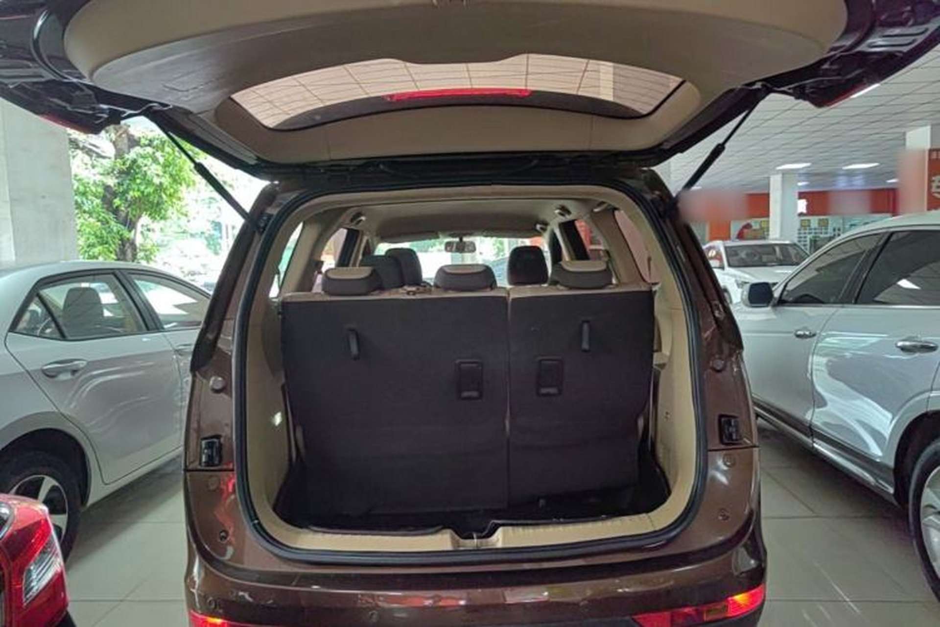 Used Baojun 730 2017 1.5T Manual Fashion Version 7 Seats China V Emission Standard Trunk