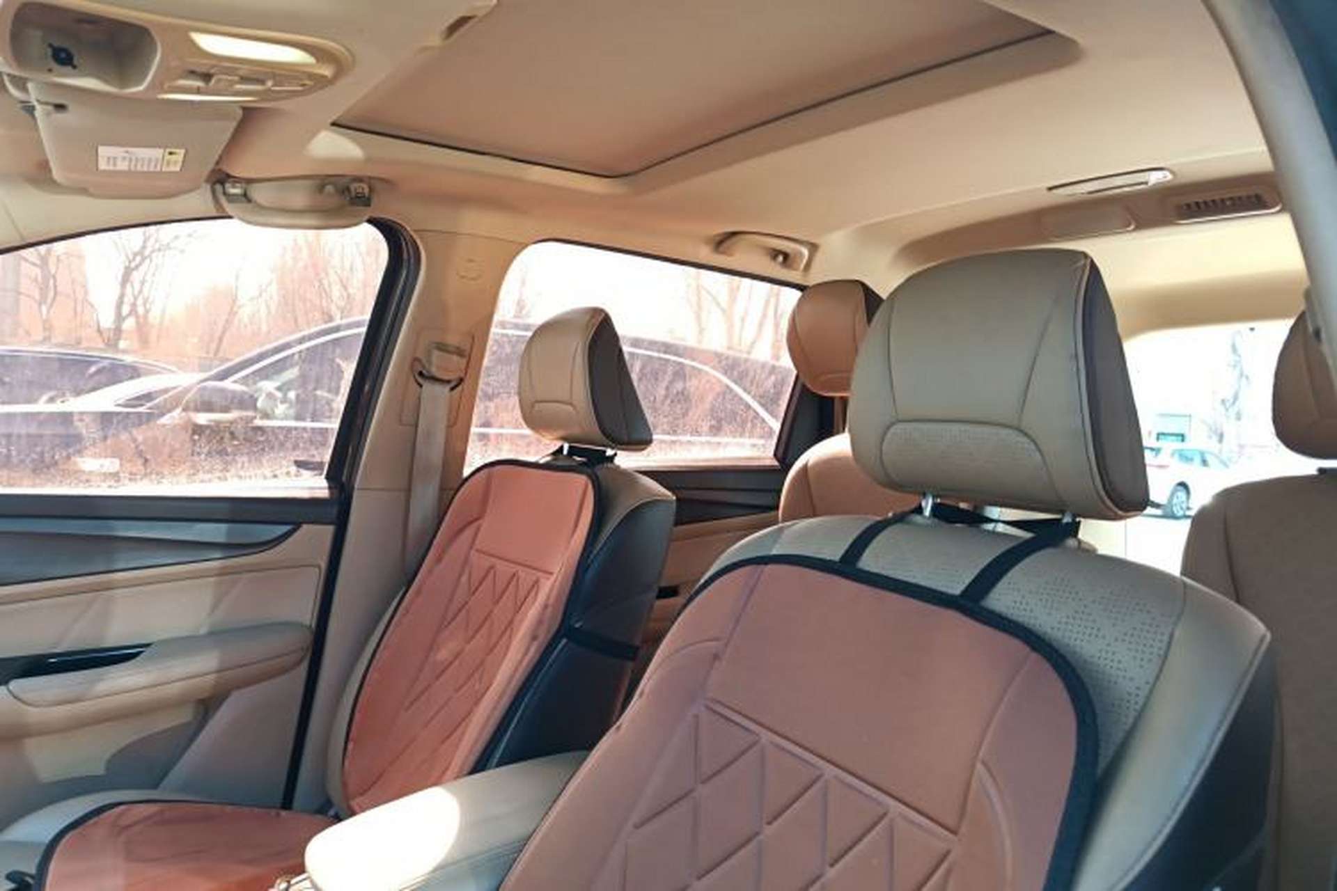 Used Baojun 730 2017 1.8L iAMT Prestige Version 7 Seats Headliner